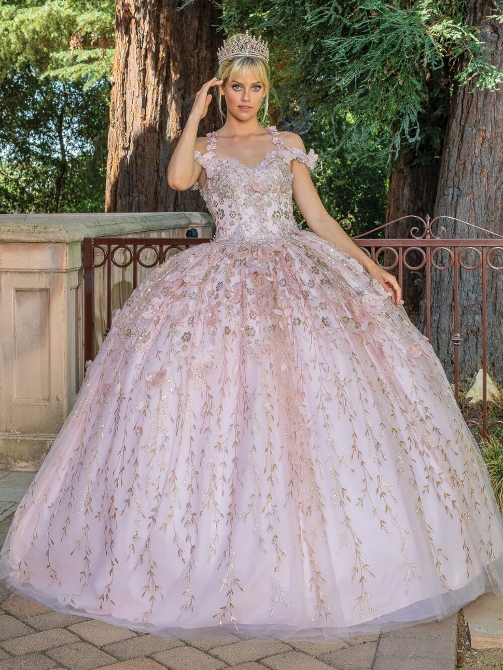 NEW BLUSH Evening Gown Floor Length Formal Elegant Stunning 1640
